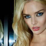 Samara Weaving-main character in Ready or Not 2